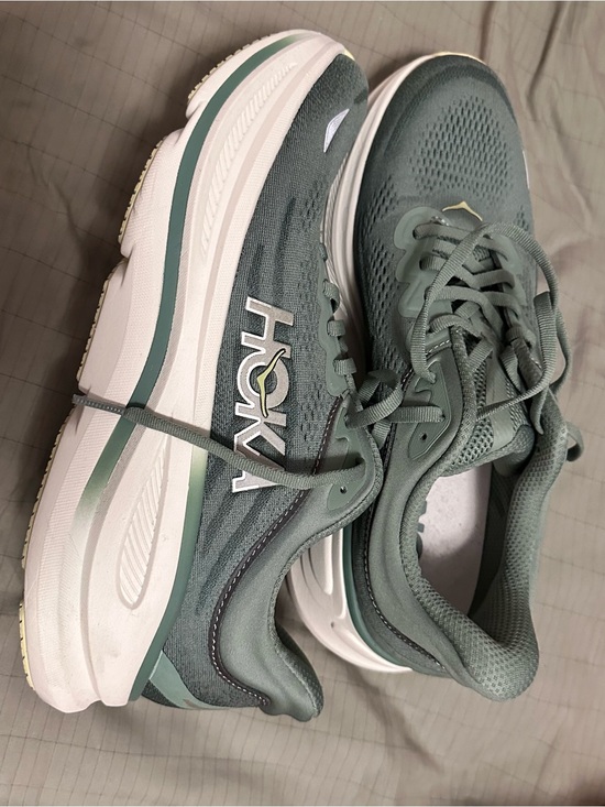 Hoka Men\'s Sage Green Bondi 9 Shoes - Size 10.5 - New Without Box - Tried On main image 4